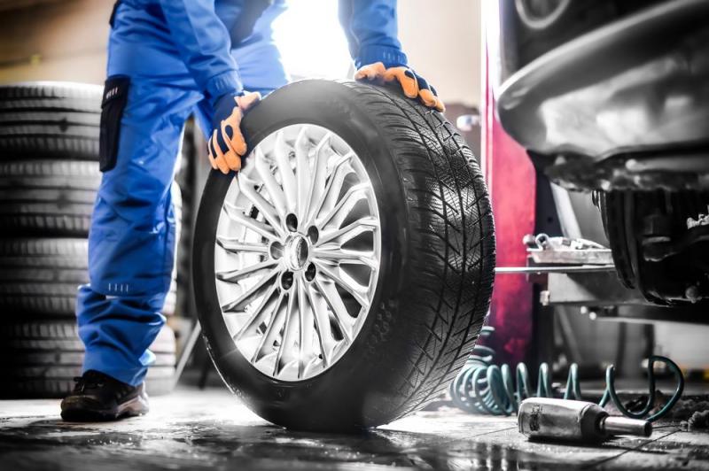 Pneus professionnels : comment garantir fiabilit&eacute; et performance ?