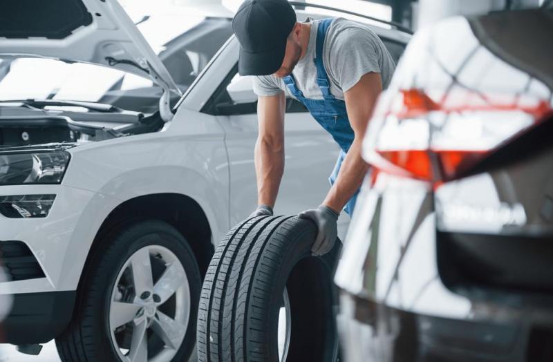 Garage de pneus polyvalent : services complets et personnalis&eacute;s